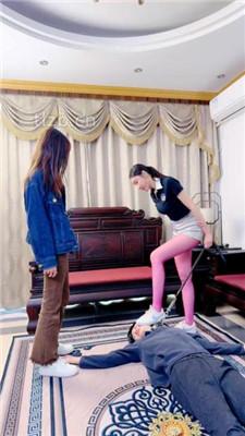 【倪梵】双S-带纯素人同事玩弄家奴