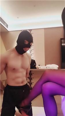 【米小唐】坐脸窒息/骑马/黑丝高跟踩踏 JS250118-5