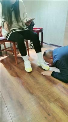 【西北傻子】学生主-脏鞋白袜茶室玩虐老板/雪地训 bf49050