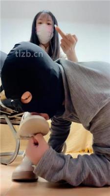 【奶味小仙女】洛丽塔S-皮鞋白袜踩虐哥哥-脚底喂食