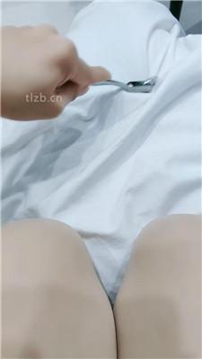 【奶糖】滚轮虐/脚插嘴/丝袜塞嘴/裸足恋足舔