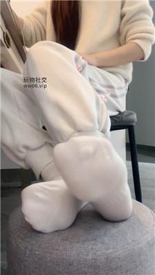 【漫漫大人】白袜短肉丝裸足    250218-27