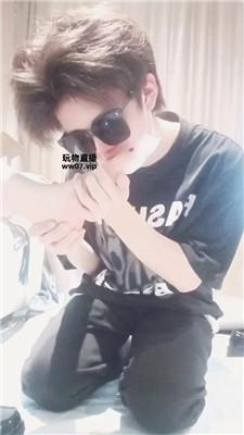 【羽唯】酸臭原味玉足狂舔 JS250411-36