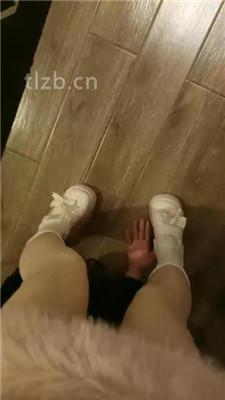 【爱可呀】双S-开发超模学姐S-转胯/吃白袜/舔脏鞋/脚底喂食