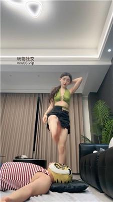 【领主】全体重踩踏/玉足深喉 bf49077