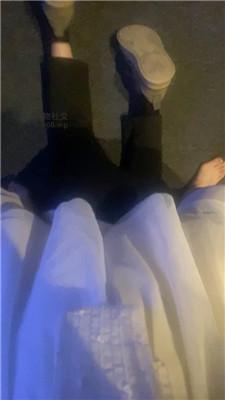 【煎饼狗子】沐足店舔技师的脚 JS250319-26