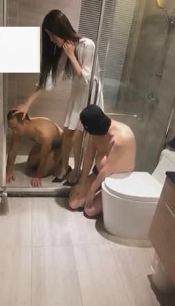 ViVi,羞辱，厕所闻，舔，吃