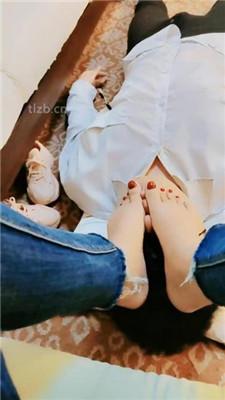 【纳兰若初】裸足蹂躏狗脸/夹子掐乳/骑脖/踩踏