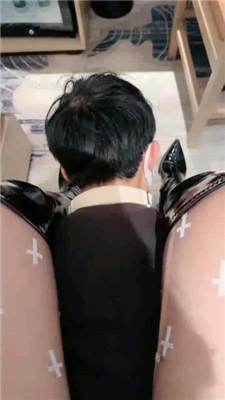 【玥樾】高跟长靴S开发小奶狗-骑马坐垫/舔黑丝脚