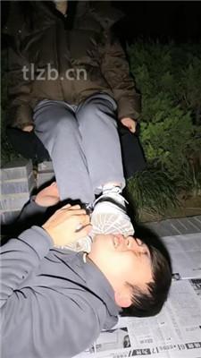 【冰爷】户外-骑马骑脖/运动鞋白袜踩踏