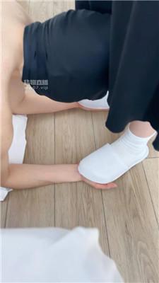 【琼菲】运动后白袜气味辱 JS250524-28