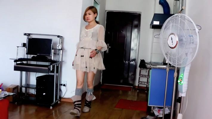 【冰时代】中筒袜裆上跑步舔靴底