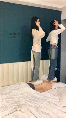 【千千】双S-高跟+小白鞋+白袜全体重踩踏 bf49371