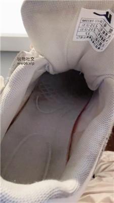 【猴歌】白袜女神诱惑-坐脸窒息 bf50027