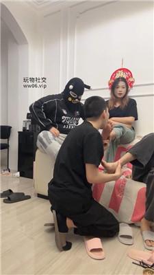 【Qi7】情侣主群调群虐绿帽奴 bf51548