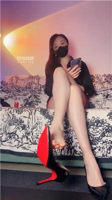 【小妮】裸足寸止炸    250522-25