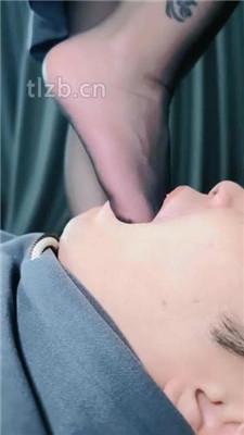 【西安欣】黑丝脚捂脸窒息/踩踏/人肉坐垫