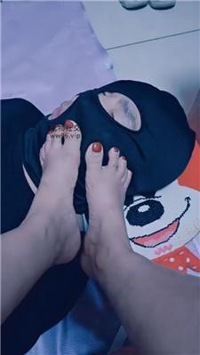 【朝朝】近距离-酸臭裸足蹂躏狗脸【上中合集】 JS250114-23