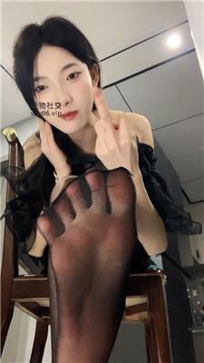 【千千】吊带丝裸足口水    250218-14