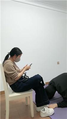 【暖暖】连环抽耳光/舔脏鞋臭脚丫 JS250322-13