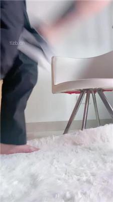 【路子】运动鞋全体重踩踏