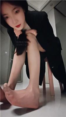 【千千】死贱狗们滚进来给主人磕头    250113-11