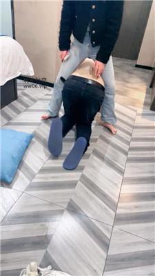 【困困】臭脚丫气味辱/骑马踩踏 JS250217-3