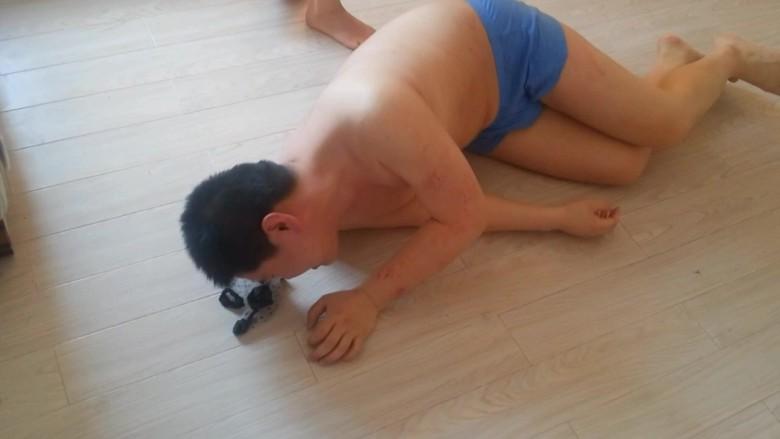 黑冰格斗练习踹肥奴