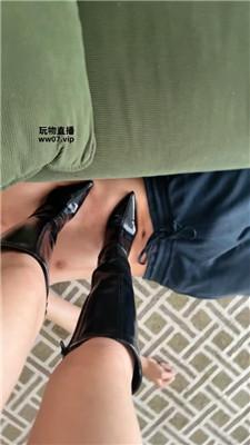 【莫吉托】沉浸式-狂舔脚丫-长靴踩踏鞭打 bf52641