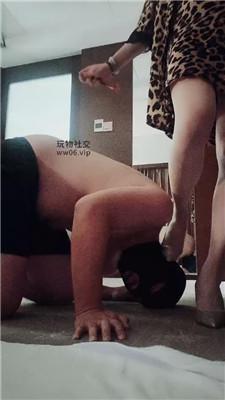 【米小糖】骑马镜前羞辱 JS250219-28