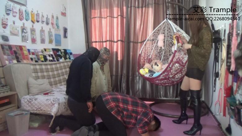 超清傲柔多奴跪拜踩踏调教