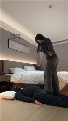 【子熙大人】舔运动鞋白棉袜/踩踏/喂口水【双视角版】 bf50593