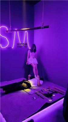 【凌薇大小姐】白袜女神S-体验各种刑具 JS250301-35