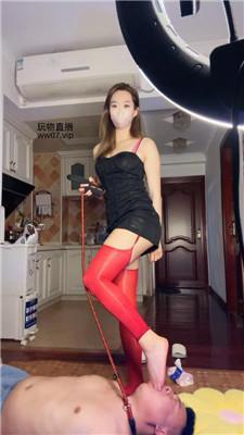 【尤野】御姐S-红丝袜美腿虐杀 bf50785