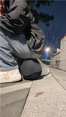 【黑兔】户外S-大学生小白鞋虐打 bf51390