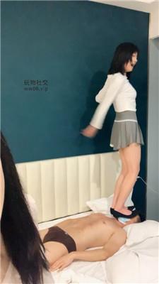 【千千】双S-高跟+小白鞋+白袜全体重踩踏 bf49371