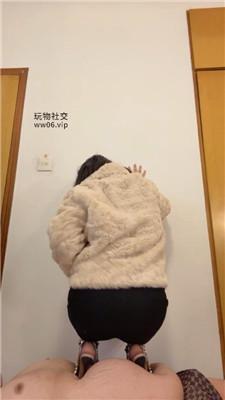 【佳佳】铆钉高跟黑丝全体重踩踏 bf51546