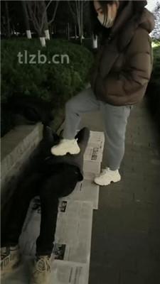 【冰爷】户外-骑马骑脖/运动鞋白袜踩踏