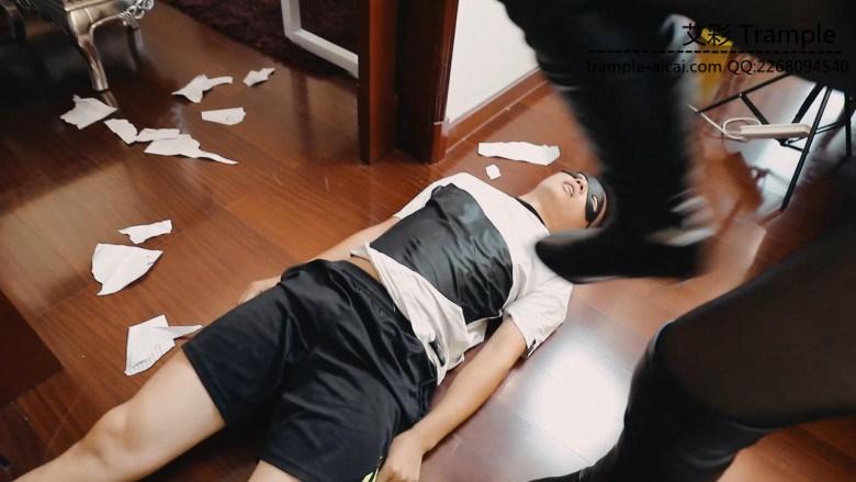 〖H.P.L栖心之栈〗—暴怒的女上司（上集）