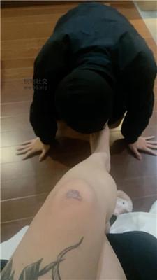 【小凤梨】纹身小主强迫男友做奴隶 JS250107-6