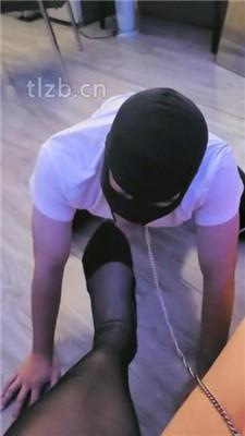 【七色堇】黑丝高跟恋足舔