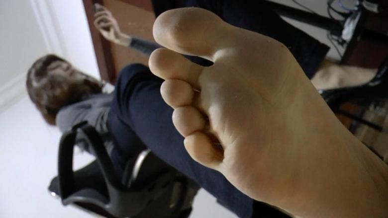 黑冰女王 第一人称裸足浓痰粗口羞辱