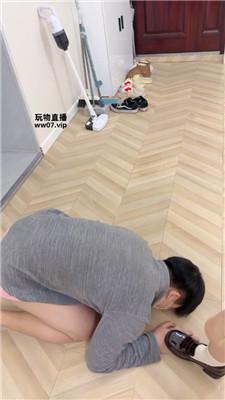 【婷婷】皮鞋白袜强制踢裆 JS250315-29