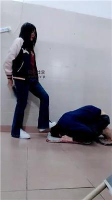 【Nubias】小白鞋踢踹-鞭打耳光  JS250320-4