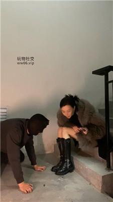 【冰卿】户外楼道长靴踩踏喂食 bf49335