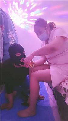 【飒姐】灌圣水/高跟恋足舔 JS250308-17