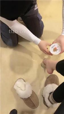 【欣然莫】闻香水发骚舔脚/转胯/赏赐圣水/踢踹踩踏【完整版】