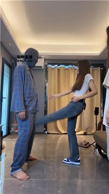 【素人抽水机】双S-运动鞋白袜女神踢踹踩 bf51783