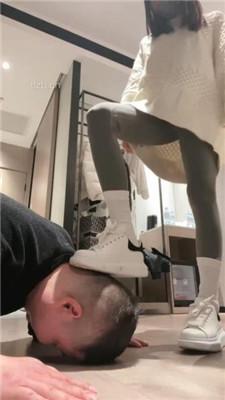 【阿月大王】瑜伽裤S-运动鞋/雪地靴-碾狗爪/踩头深喉