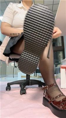 【南京欣欣子】黑丝死妈羞辱    250305-12